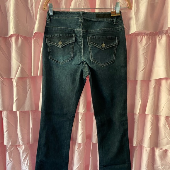 Liverpool Jean Company - Picture 2 of 6